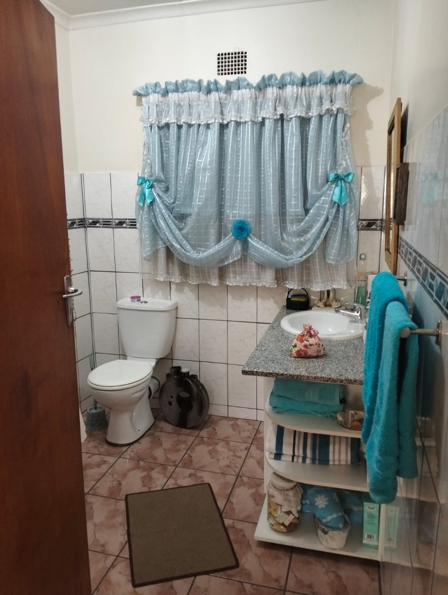4 Bedroom Property for Sale in Vaalpark Free State
